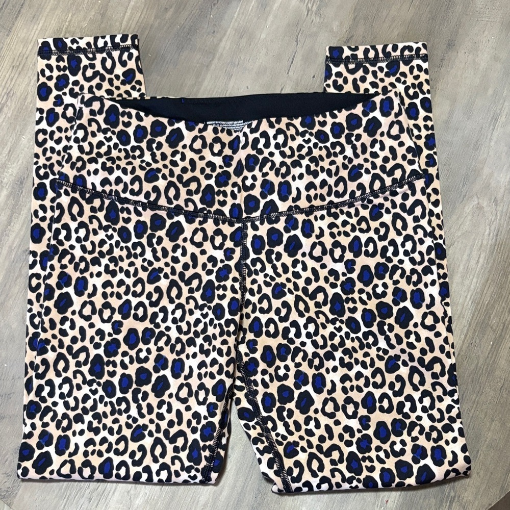 Victoria's Secret woman Leopard Leggings with Blue Accents